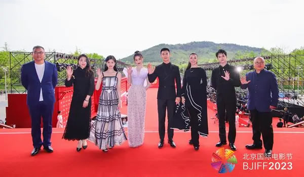 《大突围》主创团队